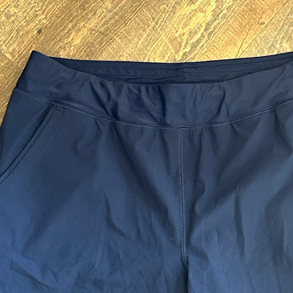 Lands' End Navy Athletic Shorts with Pockets Board Quickly Dry Size 16 - Picture 3 of 7